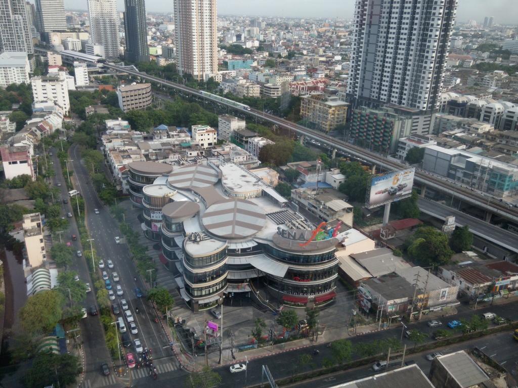 Baan Sathorn Riverfront Bangkok Eksteriør bilde