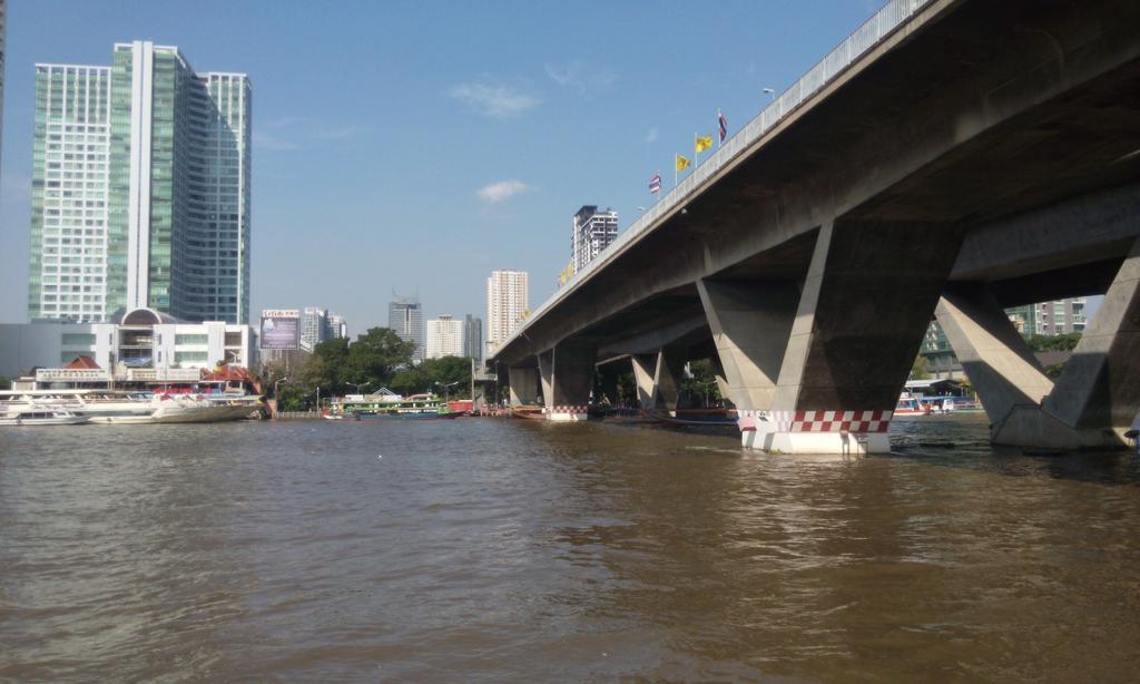 Baan Sathorn Riverfront Bangkok Rom bilde