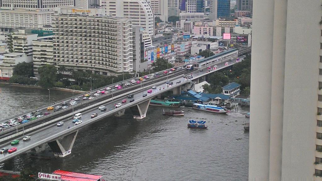 Baan Sathorn Riverfront Bangkok Eksteriør bilde