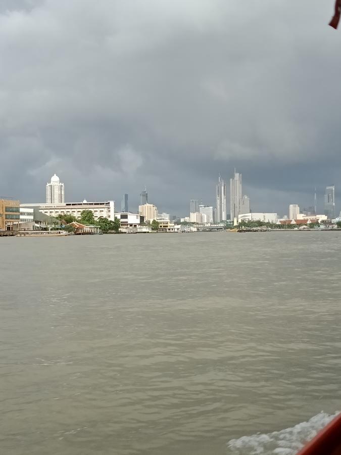 Baan Sathorn Riverfront Bangkok Eksteriør bilde