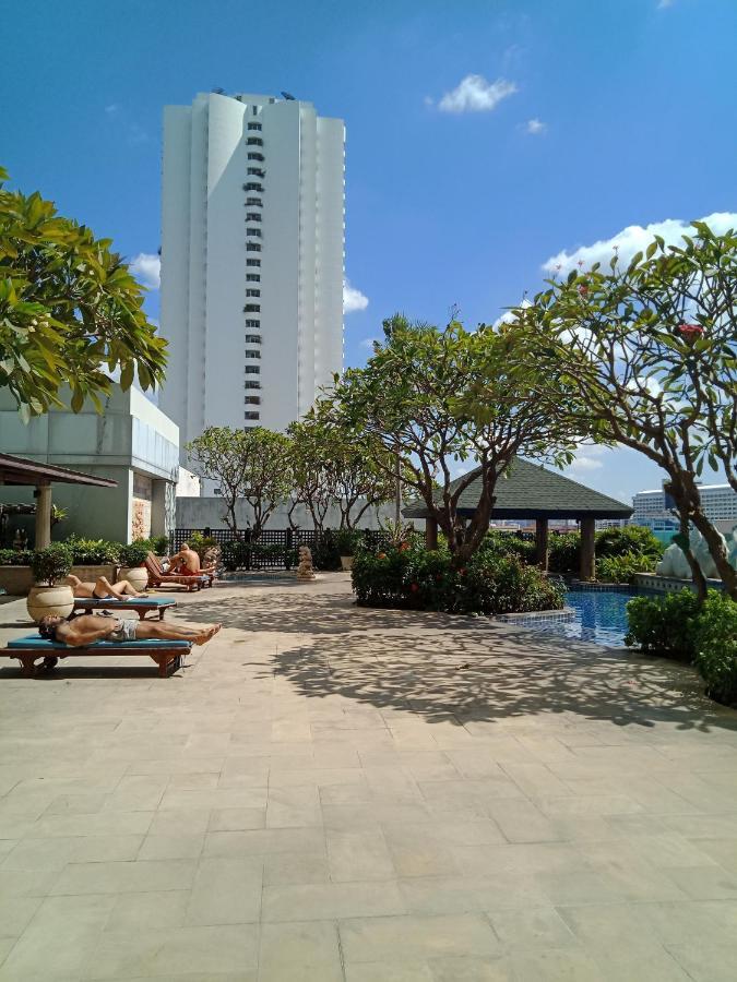 Baan Sathorn Riverfront Bangkok Eksteriør bilde